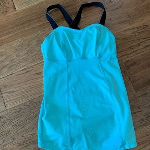 Lululemon top